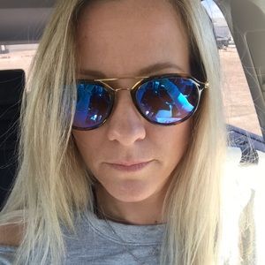 Meet your Posher, Lindsey